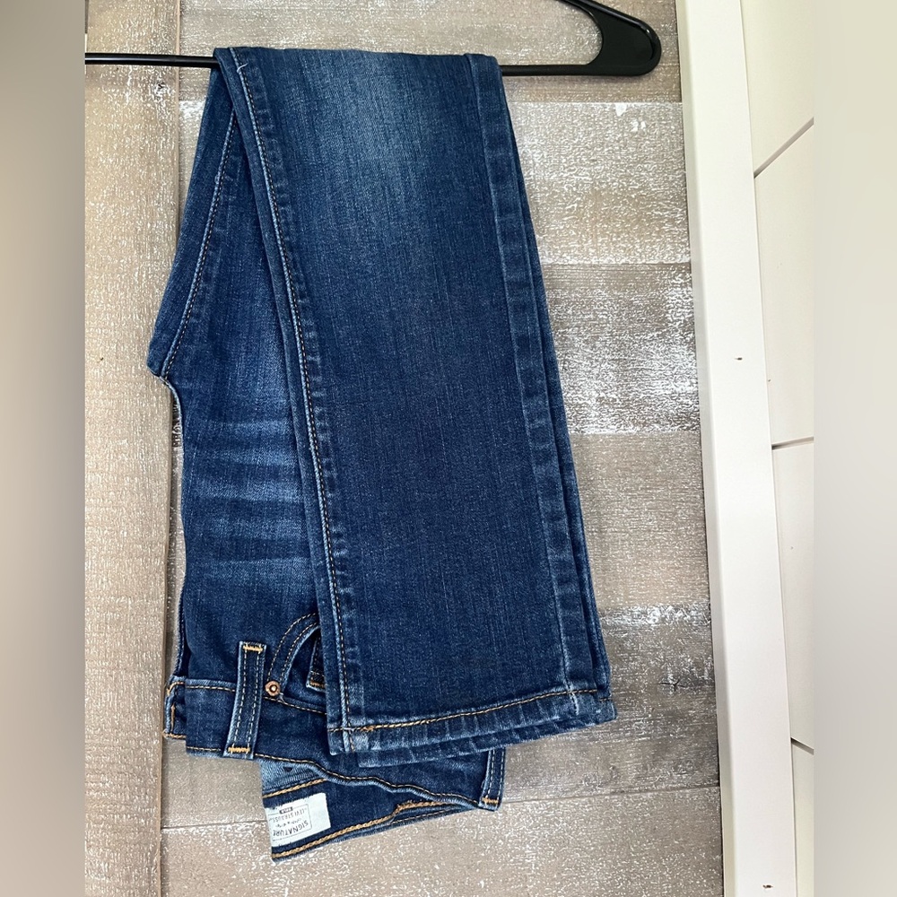Girls Levi jeans